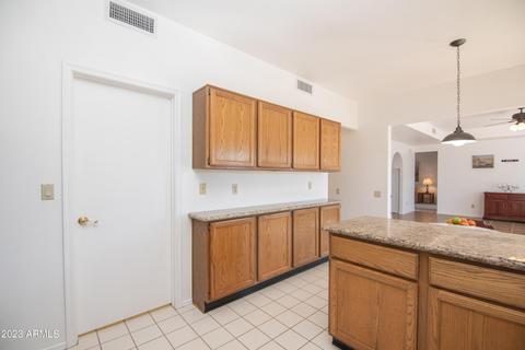 4007 E Rosemonte Dr, Phoenix, AZ 85050 photo 8