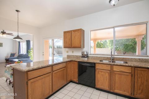 4007 E Rosemonte Dr, Phoenix, AZ 85050 photo 6