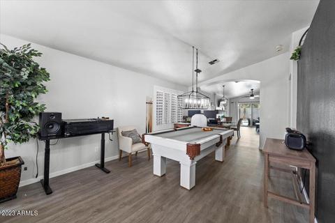 1073 W Laurel Ave, Gilbert, AZ 85233 photo 4