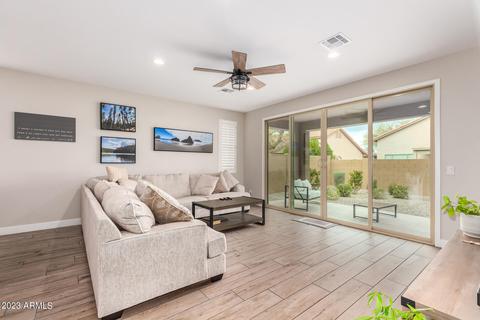 774 E Betsy Ln, Gilbert, AZ 85296 photo 9