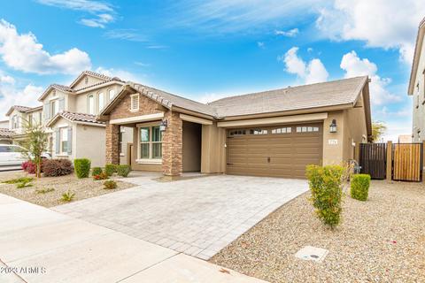 774 E Betsy Ln, Gilbert, AZ 85296 photo 4