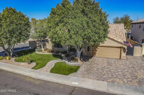 1414 W Windhaven Ave, Gilbert, AZ 85233 photo 2