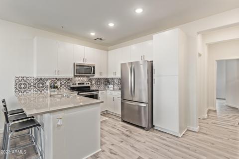 2263 E Hidalgo Ave, Phoenix, AZ 85040 photo 2