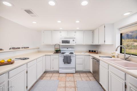 6084 E 20th Ave, Apache Junction, AZ 85119 photo 9