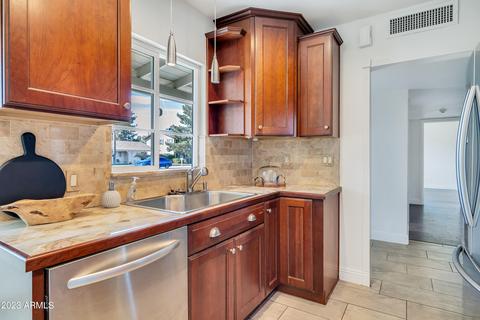 5344 E Pinchot Ave, Phoenix, AZ 85018 photo 5