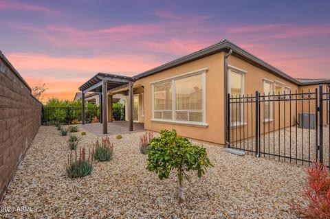 135 E Iloca Ln, Queen Creek, AZ 85140