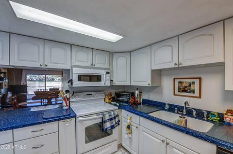 7854 E Park View Dr, Mesa, AZ 85208 photo 13
