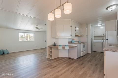 2542 E Oraibi Dr, Phoenix, AZ 85050 photo 11