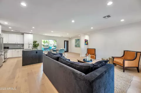 4228 E Flower St, Phoenix, AZ 85018 photo 7