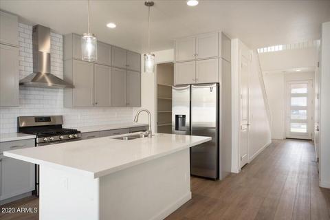 4030 E Campus Dr, Phoenix, AZ 85018 photo 9