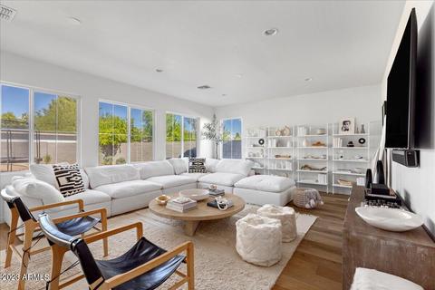 4030 E Campus Dr, Phoenix, AZ 85018 photo 10