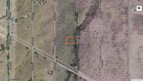 8700 S 544 Ave #207, Tonopah, AZ 85354