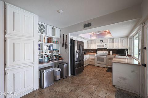 3136 E Ocotilla Ln, Phoenix, AZ 85028 photo 19