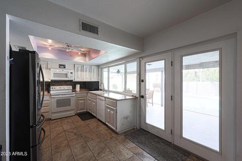 3136 E Ocotilla Ln, Phoenix, AZ 85028 photo 18