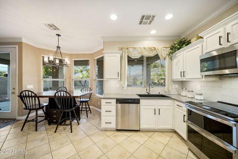 5652 E Grove Cir, Mesa, AZ 85206 photo 12