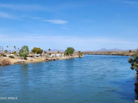 66081 S Moon Mountain Dr #19, Cibola, AZ 85328