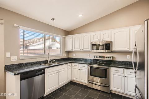4206 E Whitney Ln, Phoenix, AZ 85032 photo 4