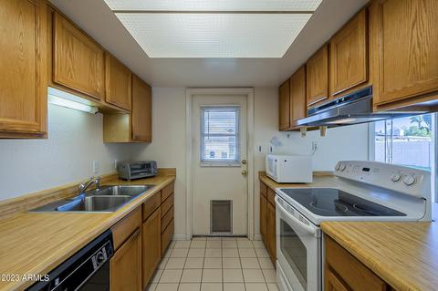 3810 E Shea Blvd, Phoenix, AZ 85028 photo 9