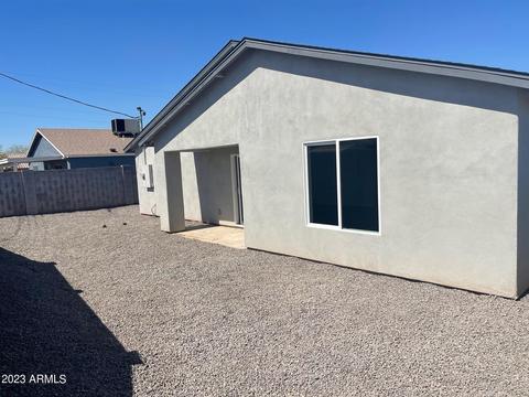2011 E St Catherine Ave, Phoenix, AZ 85042 photo 3