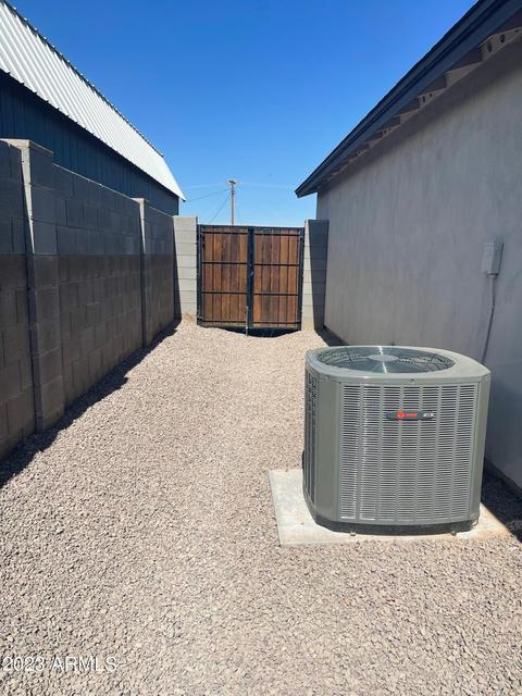 2011 E St Catherine Ave, Phoenix, AZ 85042 photo 25