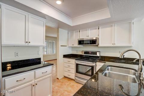 910 E Morrow Dr E, Phoenix, AZ 85024 photo 16