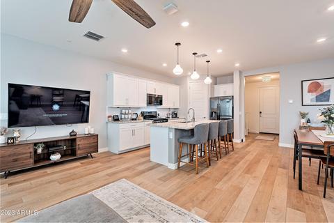 655 N Bay Dr, Gilbert, AZ 85233 photo 12