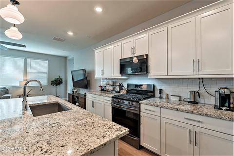 655 N Bay Dr, Gilbert, AZ 85233 photo 9