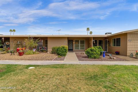 9934 W Palmeras Dr, Sun City, AZ 85373