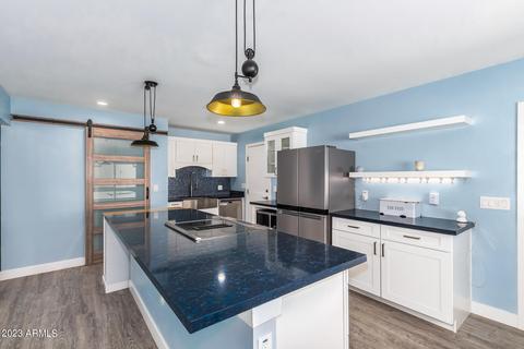 4320 W Garden Dr, Glendale, AZ 85304