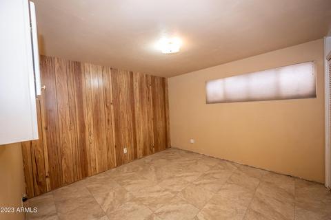 3101 N 40th Ln, Phoenix, AZ 85019 photo 9