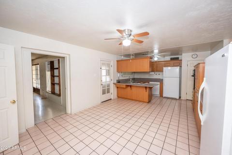 3101 N 40th Ln, Phoenix, AZ 85019 photo 15