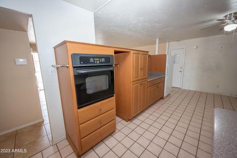 3101 N 40th Ln, Phoenix, AZ 85019 photo 19