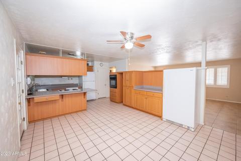 3101 N 40th Ln, Phoenix, AZ 85019 photo 16