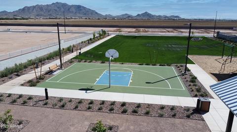 2360 E Meadowview Dr, Gilbert, AZ 85298 photo 4