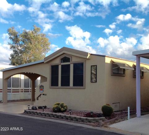 10950 W Union Hills Lot Apt 917 Dr, Sun City, AZ 85373