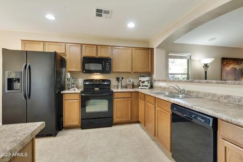 4032 E Maplewood St, Gilbert, AZ 85297 photo 6