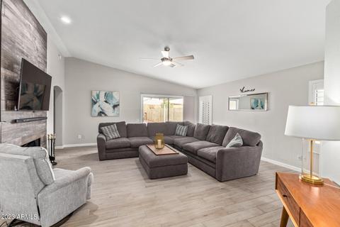3360 E Kelton Ln, Phoenix, AZ 85032 photo 10