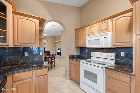 3937 E Sandra Ter, Phoenix, AZ 85032 photo 10
