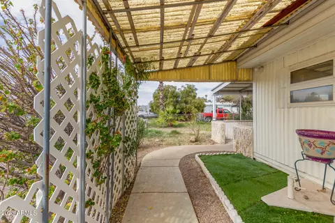 347 S Gold Dr, Apache Junction, AZ 85120 photo 5