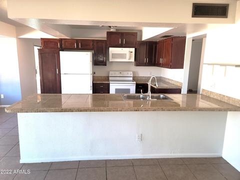 2836 E Michigan Ave, Phoenix, AZ 85032 photo 4