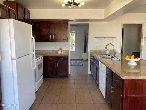 2836 E Michigan Ave, Phoenix, AZ 85032 photo 3