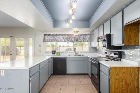 2466 E John Cabot Rd, Phoenix, AZ 85032 photo 12