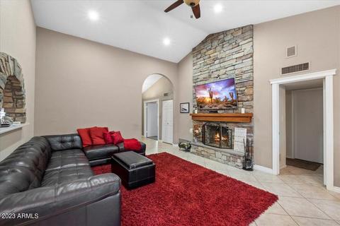 1125 E Hearn Rd, Phoenix, AZ 85022 photo 2