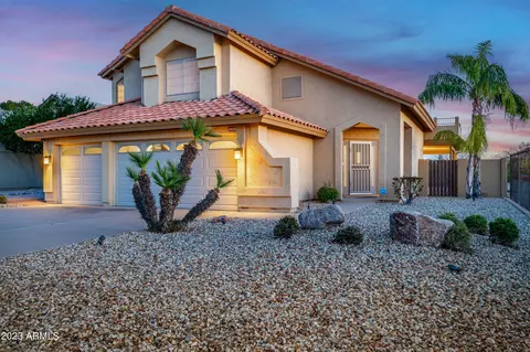 1925 E Wescott Dr, Phoenix, AZ 85024 photo 2
