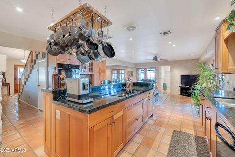 207 W Echo Ln, Phoenix, AZ 85021 photo 9