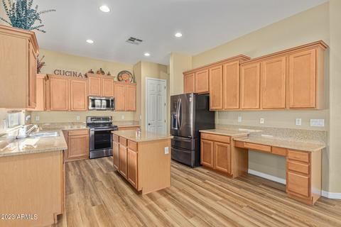 2986 S Roca St, Gilbert, AZ 85295 photo 4