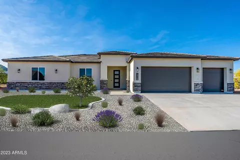929 W Patrick Pl, San Tan Valley, AZ 85143