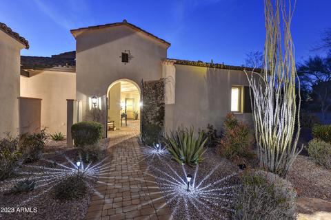 2726 S First Water Ln, Gold Canyon, AZ 85118