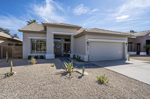 1501 E Black Diamond Dr, Gilbert, AZ 85296 photo 3