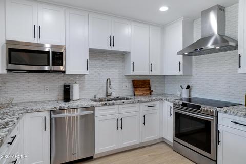 2044 E Granada Rd, Phoenix, AZ 85006 photo 10